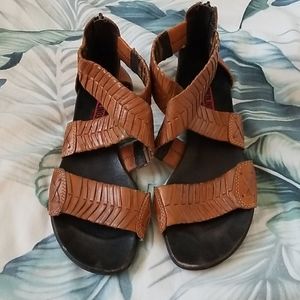 Pikolinos leather sandals size 37